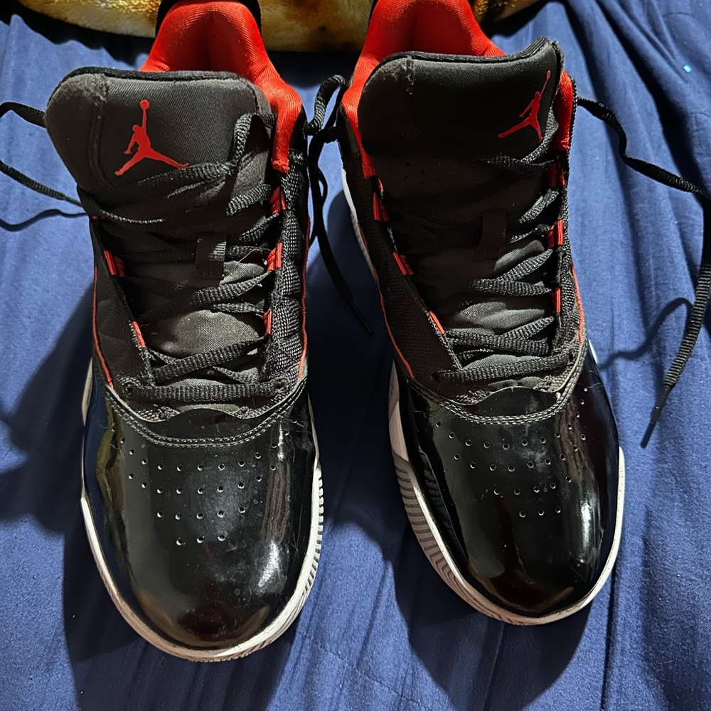 Boys Jordan shoes